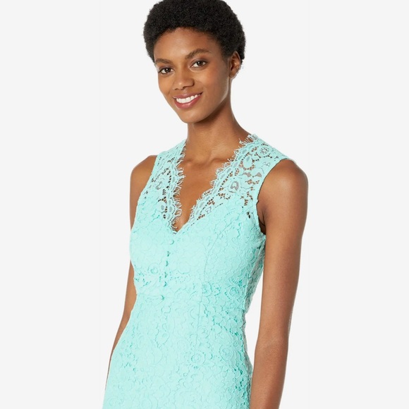 Bardot Milana Lace Dress Sleeveless V Neck Size 2 XS - Picture 2 of 11